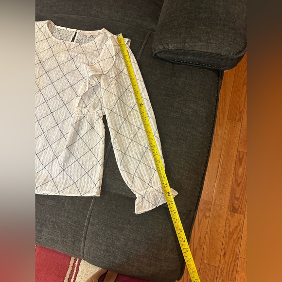 LOFT White Plaid Ruffle Sleeve Blouse Size M in excellent condition - Picture 11 of 16